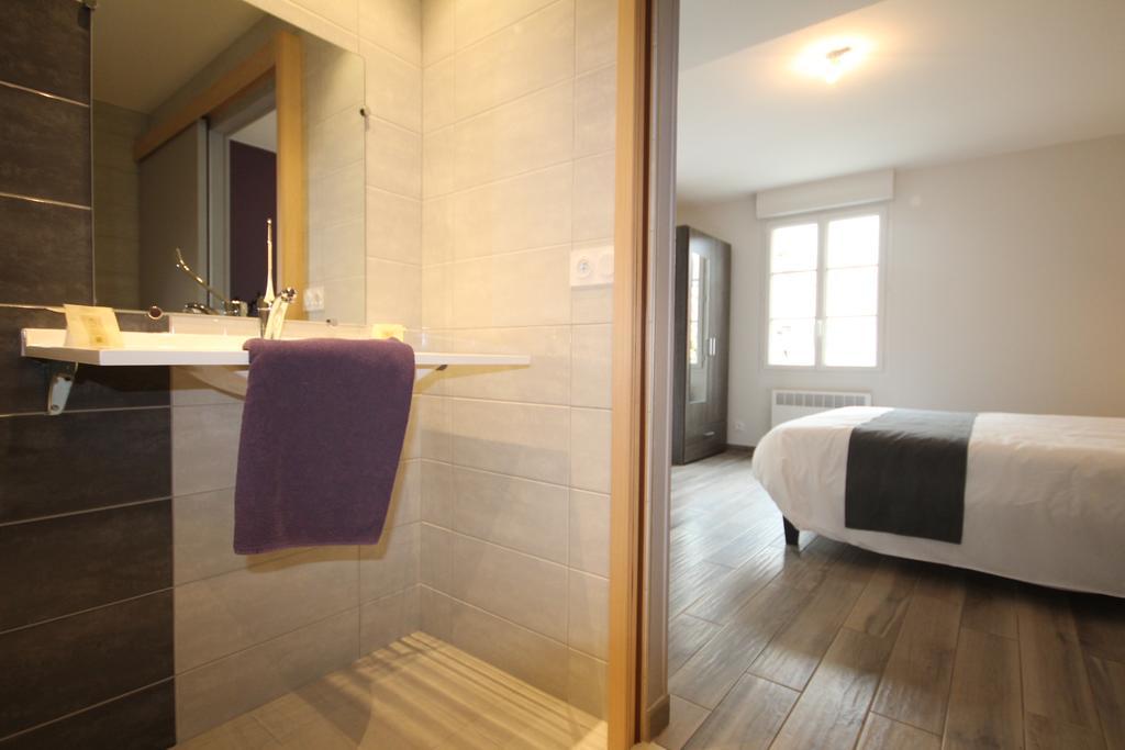 Logis Hotel Restaurant Auberge De La Cloche Le Theil-sur-Huisne Bagian luar foto